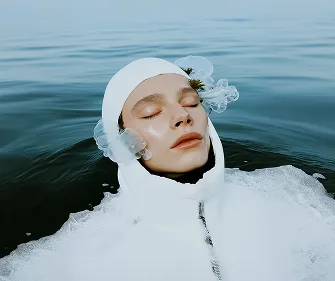 When the mountains breathe at first dawn